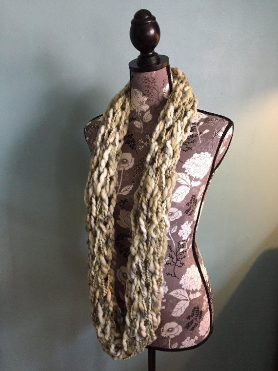 Super Chunky Abstract Double Wrap Infinity Scarf for Spring - Spring Green_