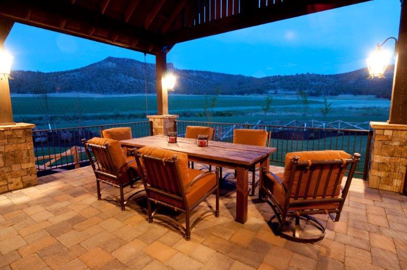 Brasada Ranch inspired outdoor dining on the deck