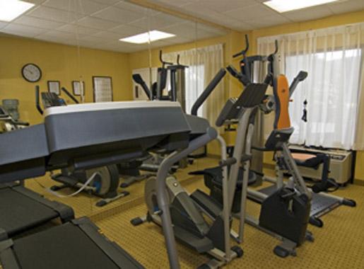 Exercise facility at Kingsport TN Hotel