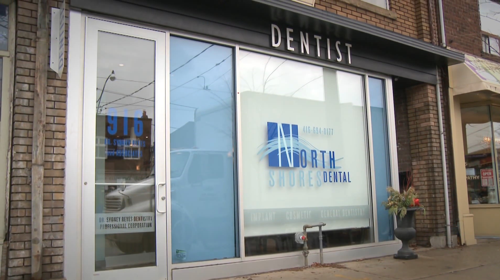 Exterior view North Shores Dental Toronto