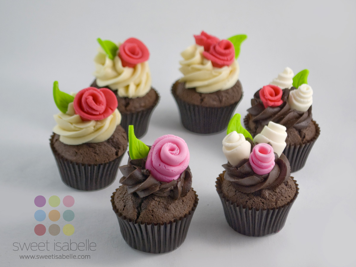 Pur butter cupcakes decorated with marshmallow fondant