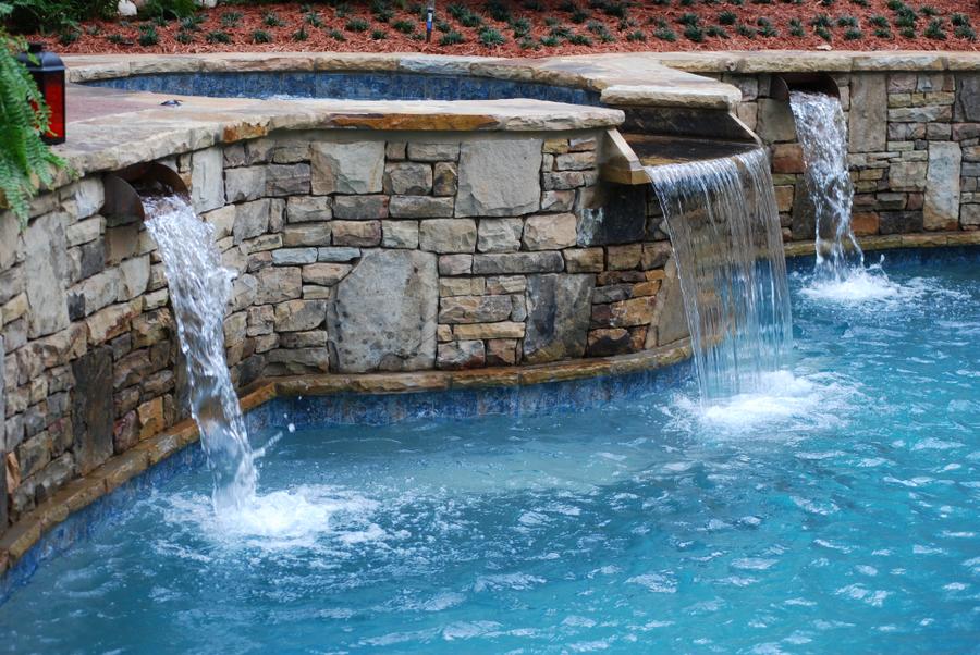 Pool Design by AquaRama Pools & Spas