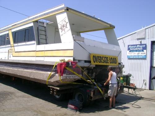 Houseboat repair