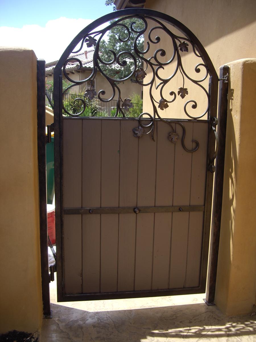 VCI ped gate