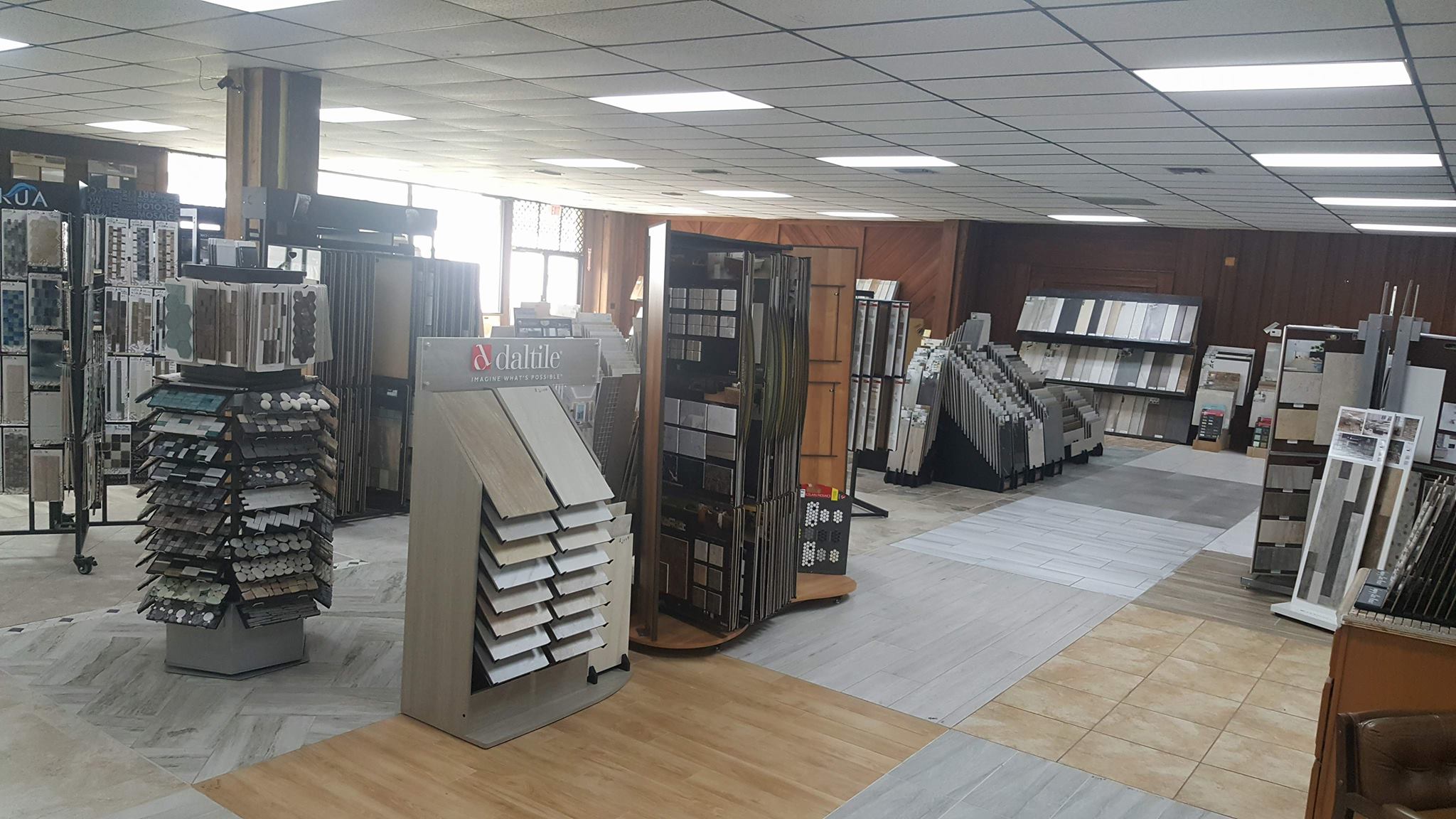 HUGE New Tile Showroom Warehouse Location in Clw, FL 33764